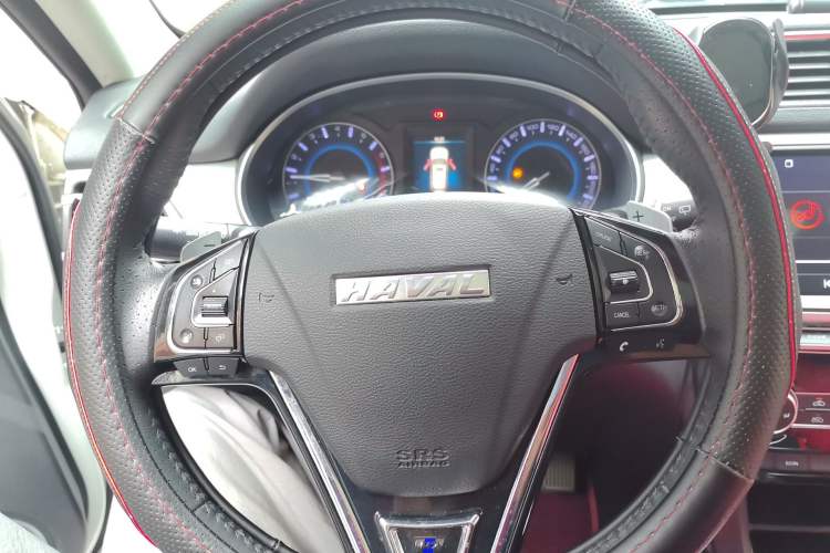 Used Haval H2 2018 Blue-Label 1.5T Dual-Clutch Two-Wheel-Drive Luxury Model Steering Wheel