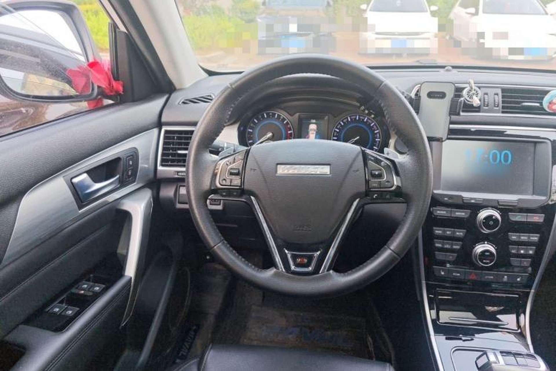 Used Haval H2 2018 Red-Label 1.5T Dual-Clutch Two-Wheel-Drive Luxury Model Steering Wheel