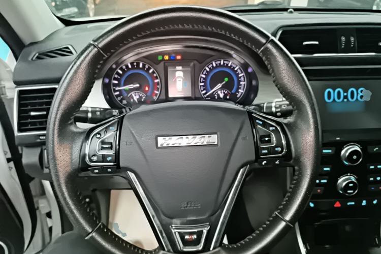 Used Haval H2 2018 Red-Label 1.5T Manual Two-Wheel Drive Luxury Model Steering Wheel