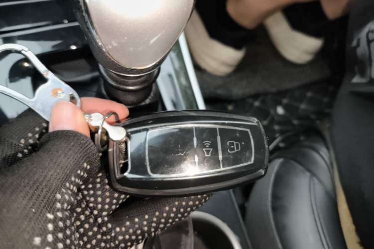 Used Haval H2 2018 Red-Label 1.5T Manual Two-Wheel Drive Elite Model Vehicle Key