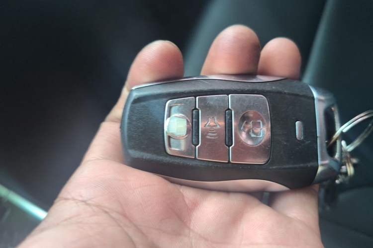 Used Haval H2 2018 Red-Label 1.5T Manual Two-Wheel Drive Elite Model Vehicle Key