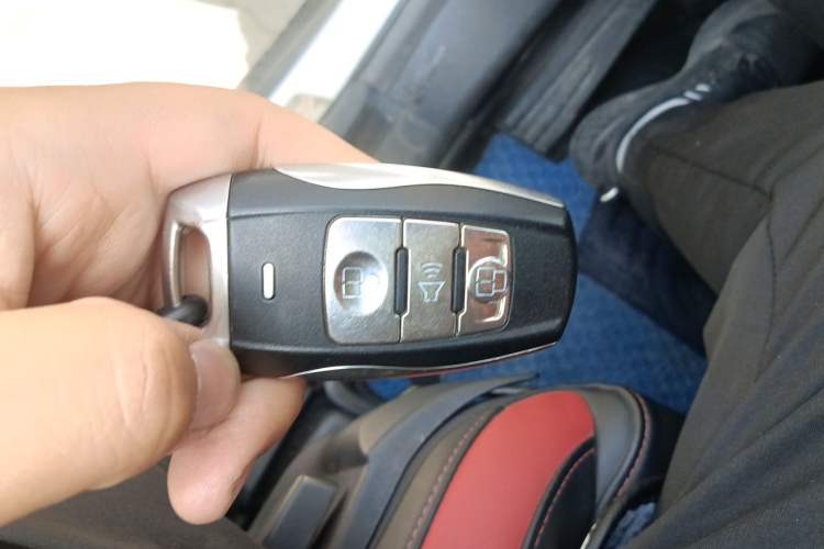Used Haval H2 2018 Red-Label 1.5T Manual Two-Wheel Drive Elite Model Vehicle Key