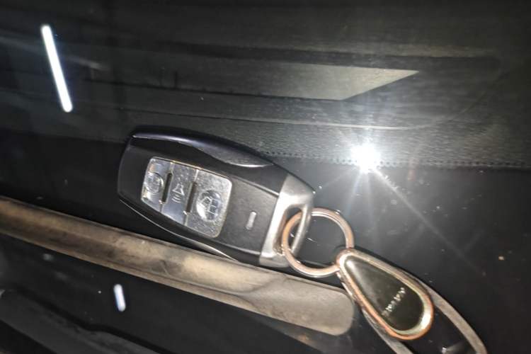 Used Haval H2 2018 Blue Label 1.5T Dual-Clutch Two-Wheel-Drive Elite Model Vehicle Key