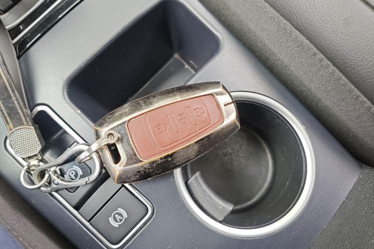 Used Haval H2 2018 Red-Label 1.5T Dual-Clutch Two-Wheel-Drive Elite Model Vehicle Key