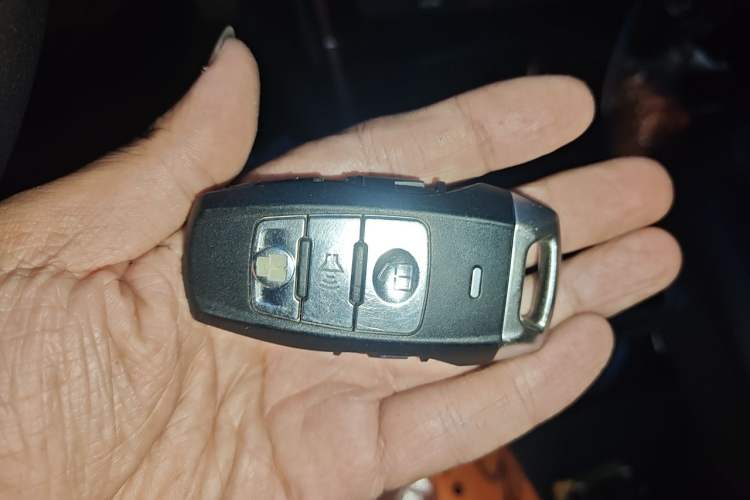 Used Haval H2 2018 Red-Label 1.5T Dual-Clutch Two-Wheel-Drive Elite Model Vehicle Key