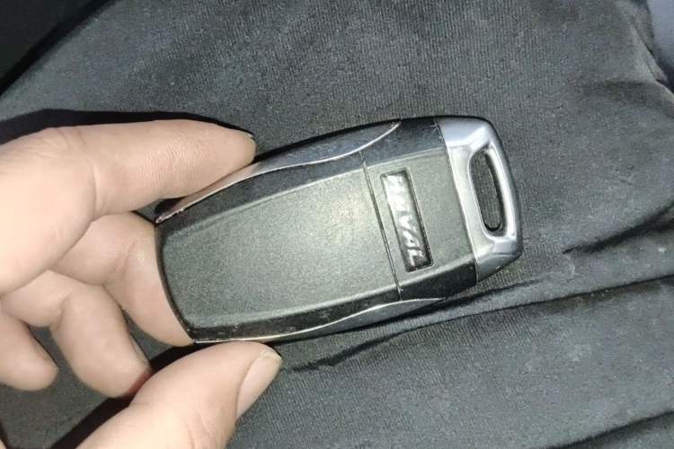 Used Haval H2 2018 1.5T Dual-Clutch Two-Wheel Drive ZhiShang Model China VI Standard Vehicle Key
