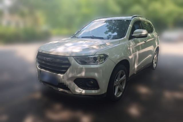 Used Haval H2 2018 Chuanxiang Edition 1.5T Manual Two-Wheel Drive Fashion Model China V Standard