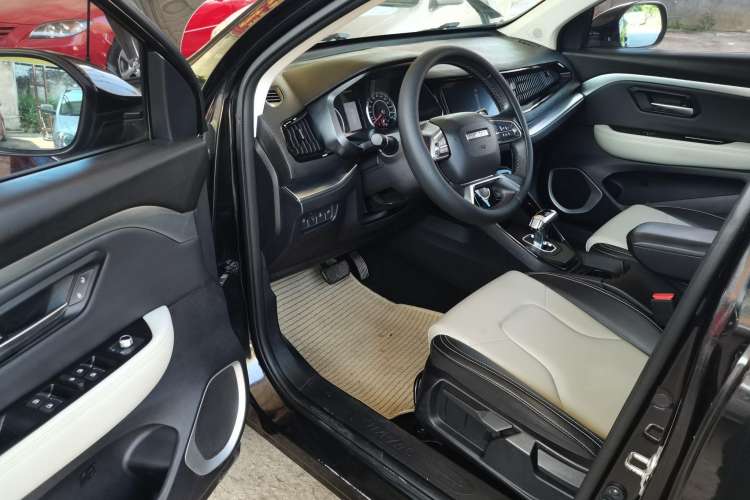 Used Haval H2s 2017 Blue Label 1.5T Dual-Clutch Elite Model Driver Seat