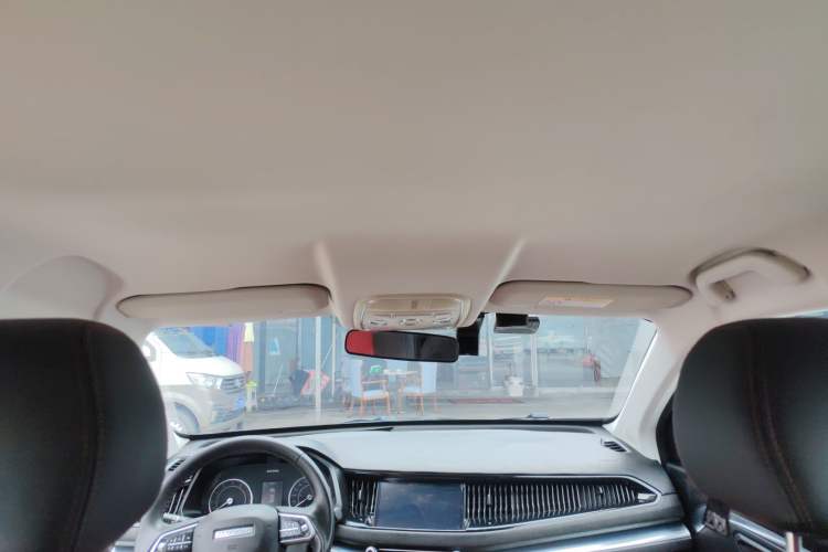 Used Haval H2s 2017 Red Label 1.5T Manual Comfort Model Headliner