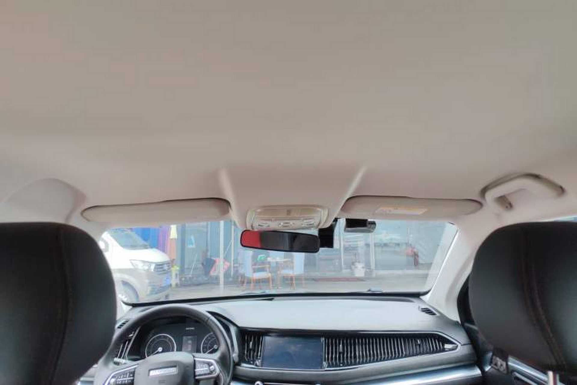 Used Haval H2s 2017 Red Label 1.5T Manual Comfort Model Headliner