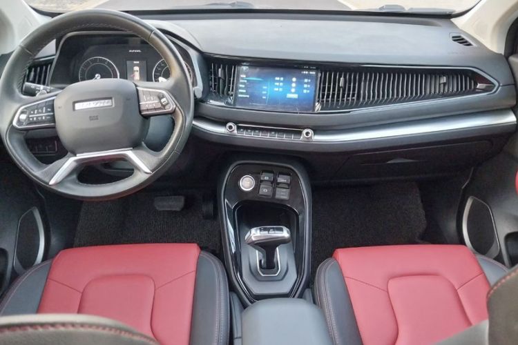 Used Haval H2s 2017 Red-Label 1.5T Dual-Clutch Elite Model Interior 1