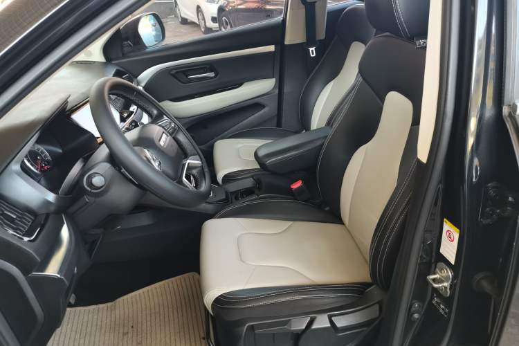Used Haval H2s 2017 Blue Label 1.5T Dual-Clutch Elite Model Left Front Seat