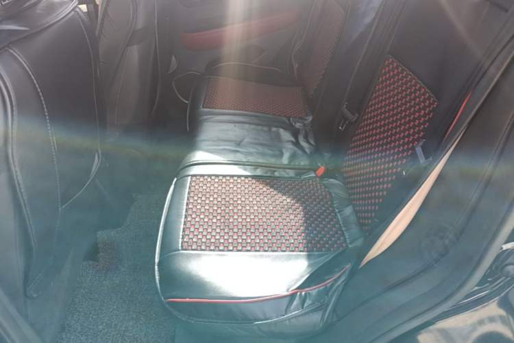 Used Haval H2s 2017 Red-Label 1.5T Dual-Clutch Comfort Model Left Rear Seat