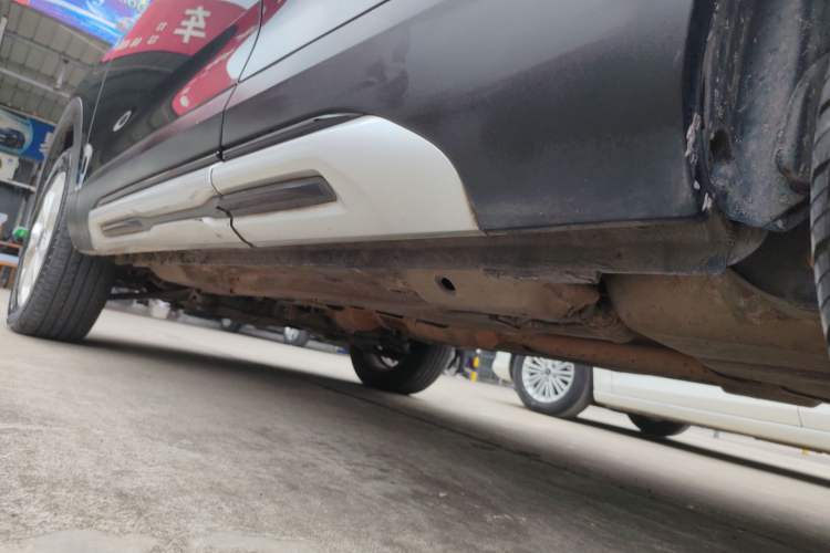 Used Haval H2s 2017 Red Label 1.5T Manual Comfort Model Left Side Sill