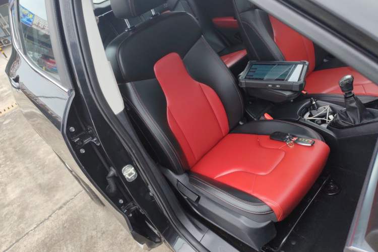 Used Haval H2s 2017 Red Label 1.5T Manual Comfort Model Right Front Seat