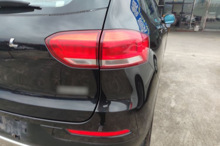 Used Haval H2s 2017 Red Label 1.5T Manual Comfort Model Right Rear Taillight