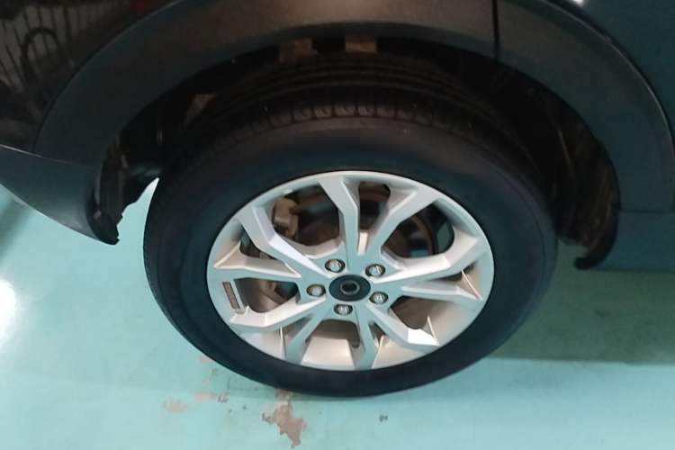 Used Haval H2s 2017 Red-Label 1.5T Dual-Clutch Elite Model Right Rear Wheel Hub