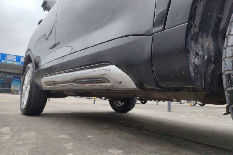 Used Haval H2s 2017 Red Label 1.5T Manual Comfort Model Right Side Sill