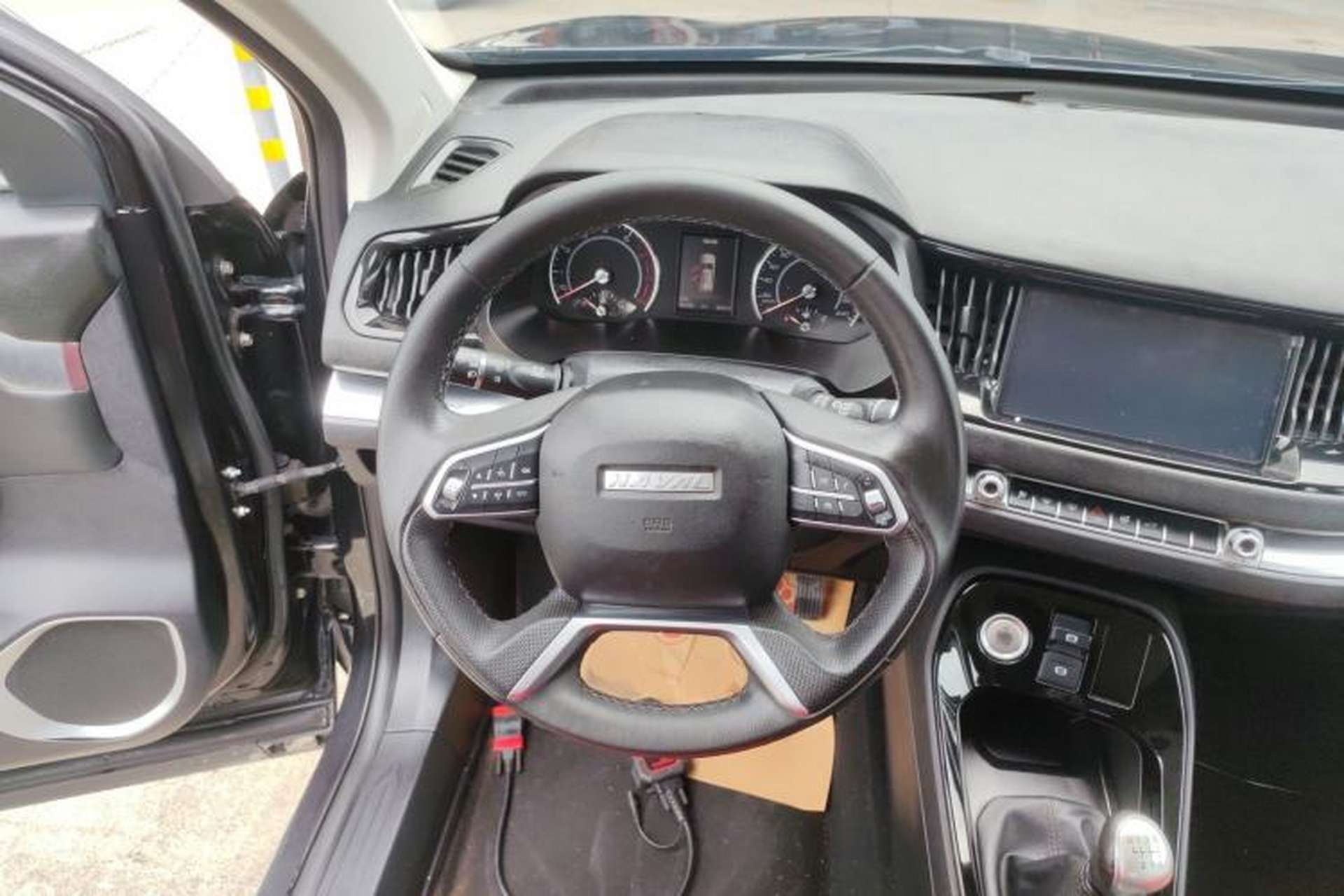 Used Haval H2s 2017 Red Label 1.5T Manual Comfort Model Steering Wheel