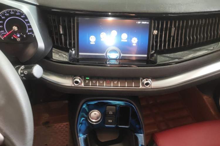 Used Haval H2s 2017 Blue Label 1.5T Manual Comfort Edition Audio And AC Panel