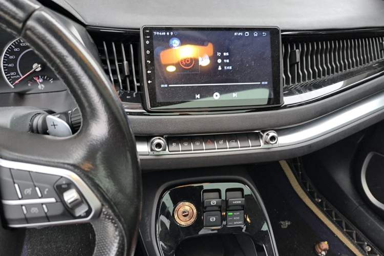 Used Haval H2s 2017 Red-Label 1.5T Dual-Clutch Elite Model Audio And AC Panel