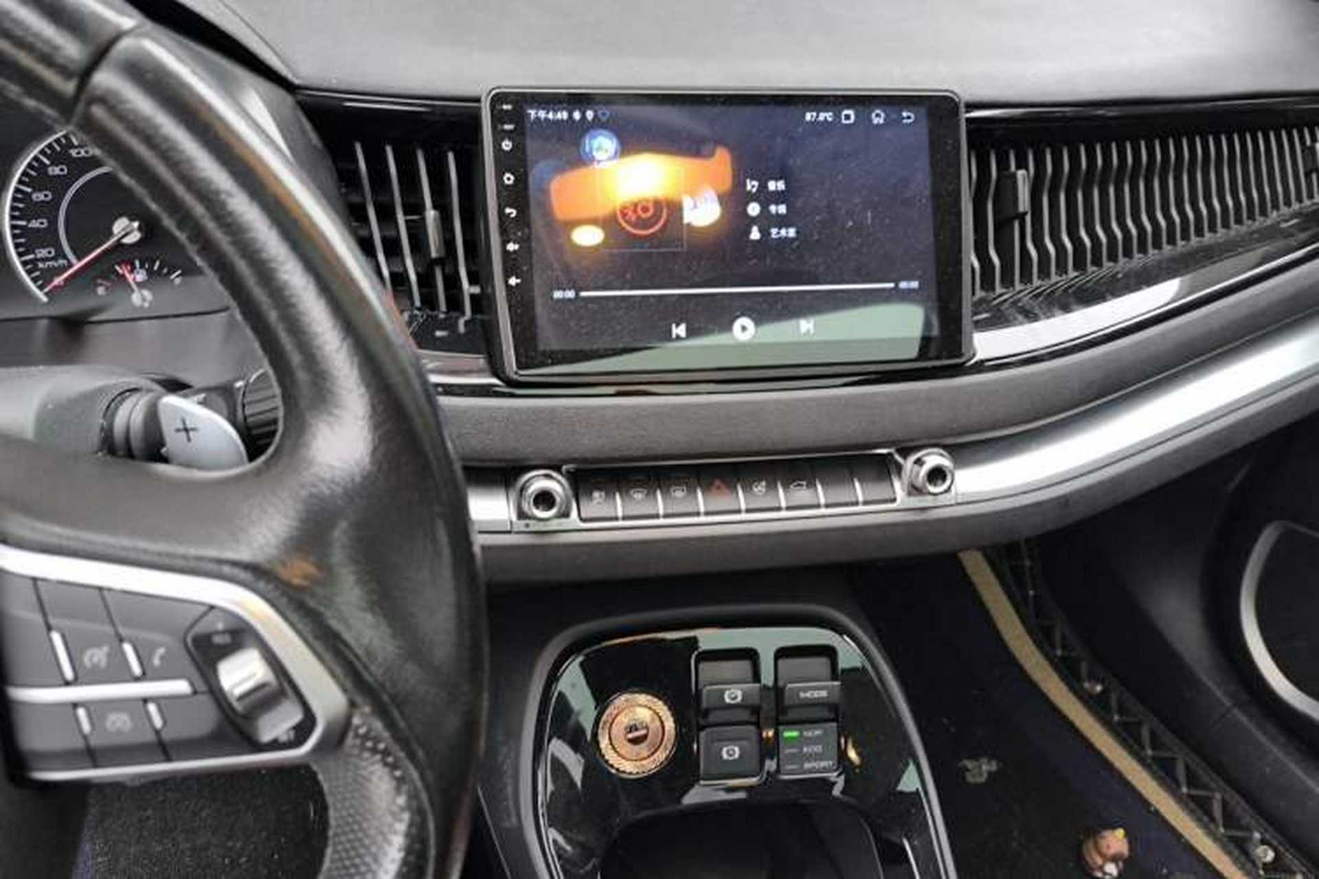 Used Haval H2s 2017 Red-Label 1.5T Dual-Clutch Elite Model Audio And AC Panel
