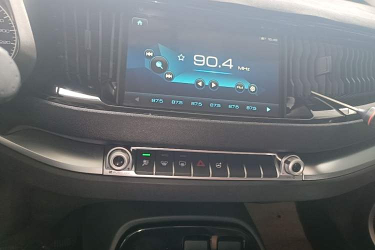 Used Haval H2s 2017 Blue Label 1.5T Dual-Clutch Elite Model Audio And AC Panel