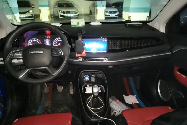 Used Haval H2s 2017 Blue Label 1.5T Manual Comfort Edition Center Console