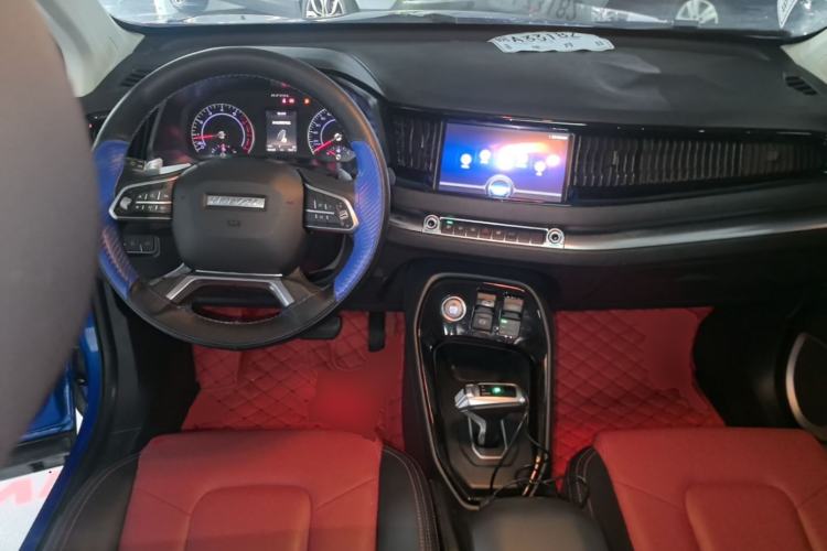 Used Haval H2s 2017 Red-Label 1.5T Dual-Clutch Elite Model Center Console