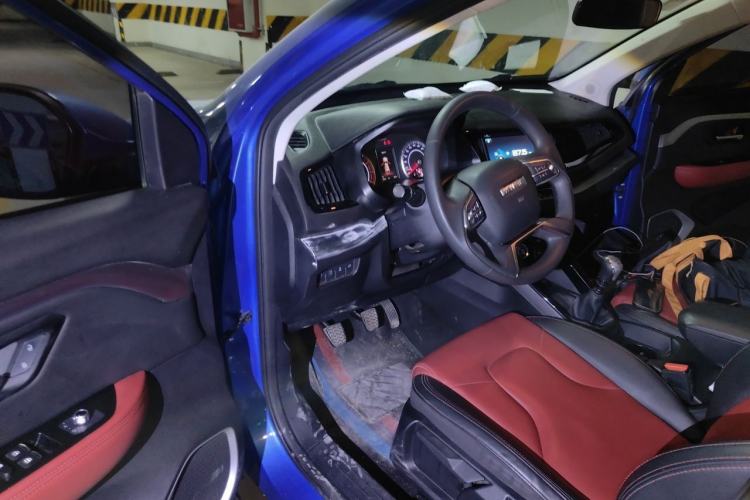 Used Haval H2s 2017 Blue Label 1.5T Manual Comfort Edition Driver Seat