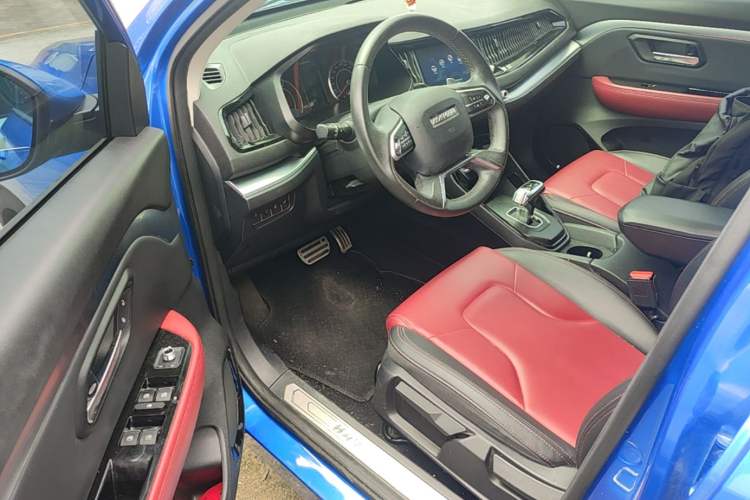 Used Haval H2s 2017 Blue Label 1.5T Dual-Clutch Luxury Model Driver Seat
