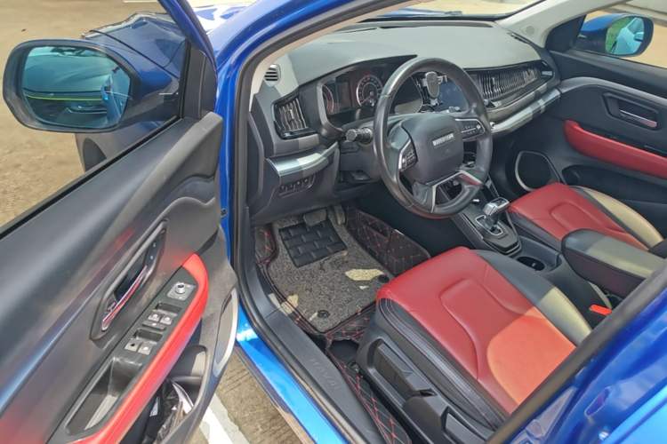 Used Haval H2s 2017 Red-Label 1.5T Dual-Clutch Elite Model Driver Seat