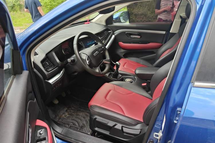 Used Haval H2s 2017 Blue Label 1.5T Manual Elite Model Driver Seat