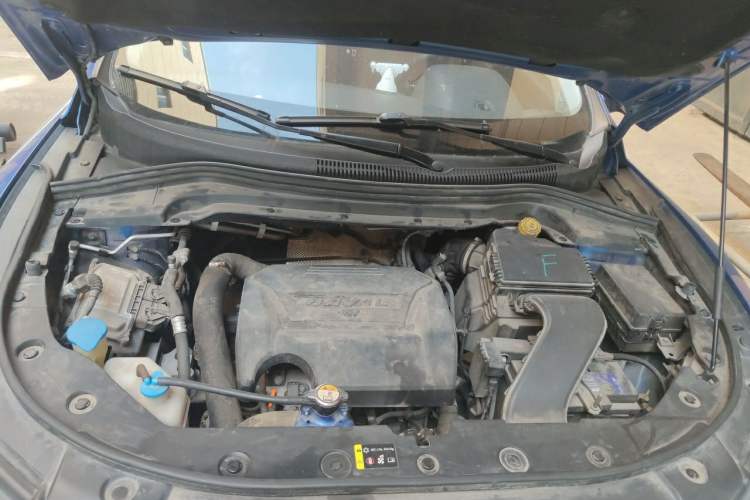 Used Haval H2s 2017 Blue Label 1.5T Dual-Clutch Luxury Model Engine Bay