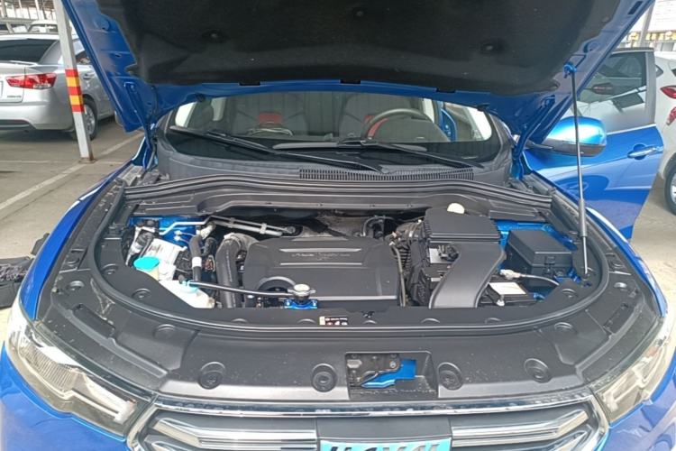 Used Haval H2s 2017 Blue Label 1.5T Dual-Clutch Elite Model Engine Bay