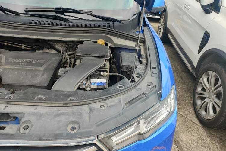Used Haval H2s 2017 Blue Label 1.5T Dual-Clutch Luxury Model Engine Bay Left
