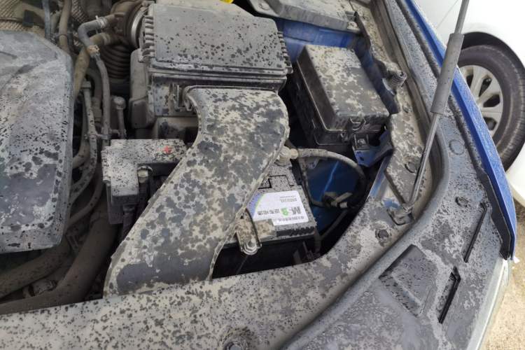 Used Haval H2s 2017 Red-Label 1.5T Dual-Clutch Comfort Model Engine Bay Left