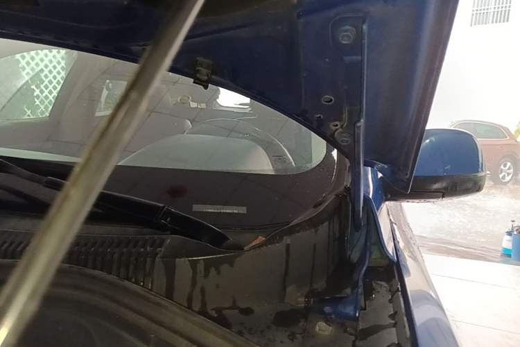 Used Haval H2s 2017 Blue Label 1.5T Manual Elite Model Engine Bay Left