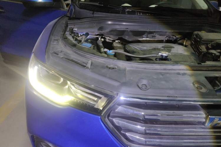 Used Haval H2s 2017 Blue Label 1.5T Manual Comfort Edition Engine Bay Right
