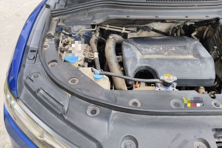Used Haval H2s 2017 Blue Label 1.5T Dual-Clutch Elite Model Engine Bay Right