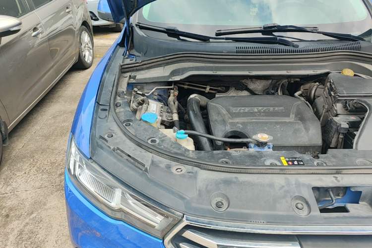Used Haval H2s 2017 Blue Label 1.5T Dual-Clutch Luxury Model Engine Bay Right