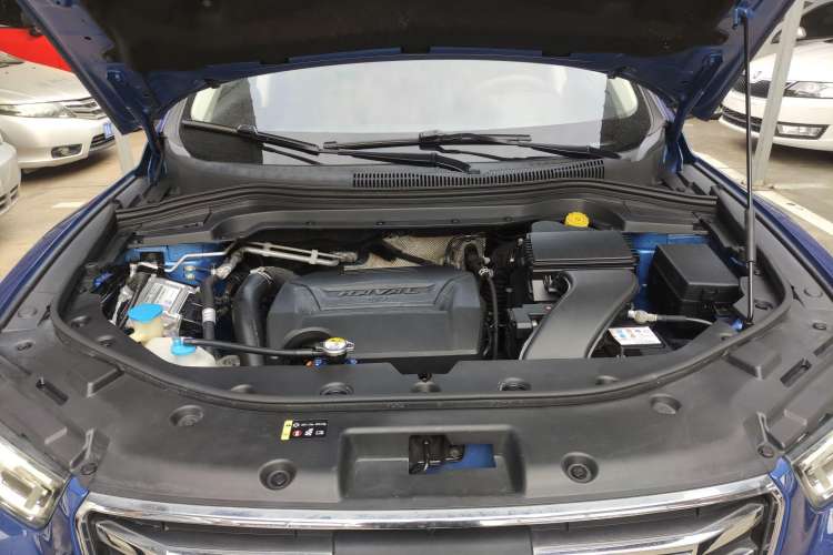 Used Haval H2s 2017 Red-Label 1.5T Dual-Clutch Elite Model Engine Bay