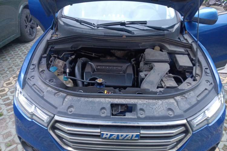 Used Haval H2s 2017 Blue Label 1.5T Dual-Clutch Elite Model Engine Bay