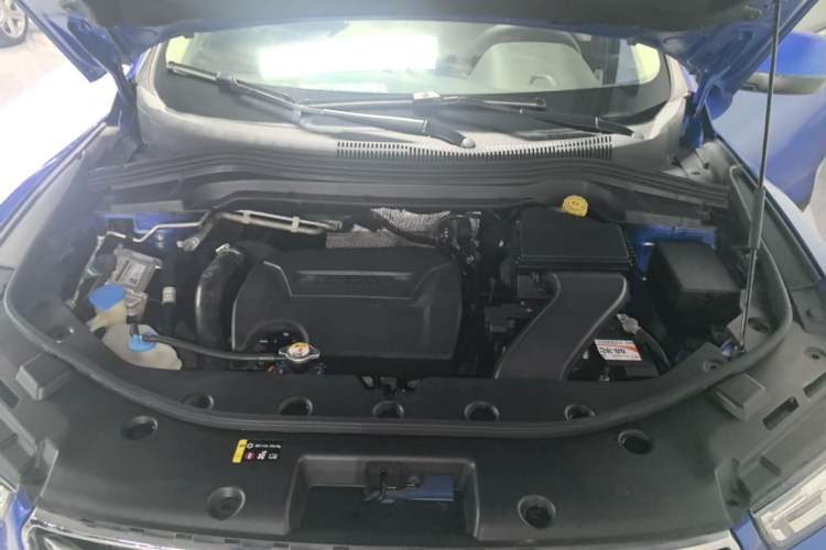 Used Haval H2s 2017 Red-Label 1.5T Dual-Clutch Elite Model Engine Bay