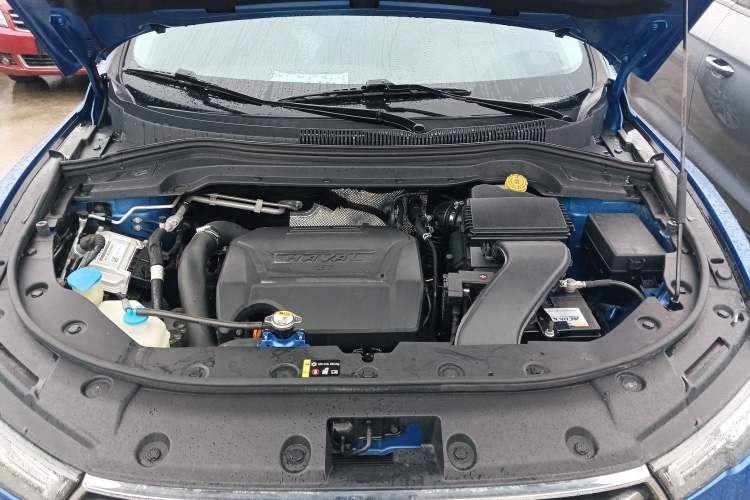 Used Haval H2s 2017 Blue Label 1.5T Dual-Clutch Luxury Model Engine Bay