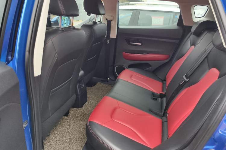 Used Haval H2s 2017 Blue Label 1.5T Manual Comfort Edition Interior 1