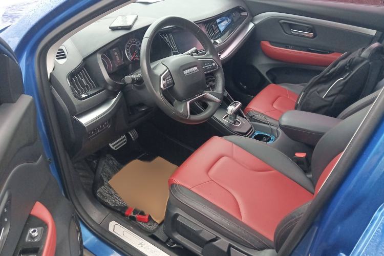 Used Haval H2s 2017 Blue Label 1.5T Dual-Clutch Luxury Model Interior 2