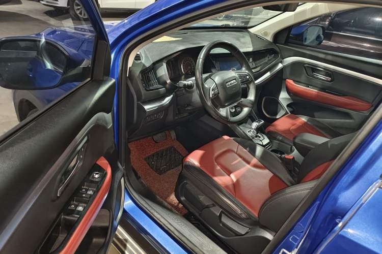 Used Haval H2s 2017 Red-Label 1.5T Dual-Clutch Elite Model Interior 5