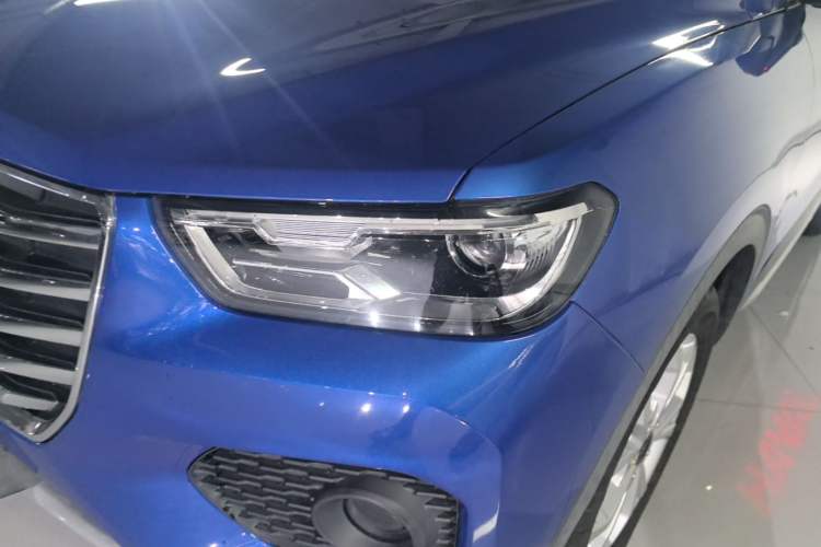 Used Haval H2s 2017 Red-Label 1.5T Dual-Clutch Elite Model Left Front Headlight