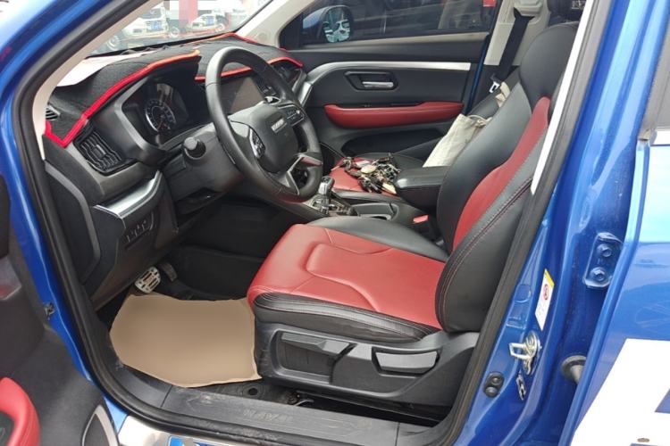 Used Haval H2s 2017 Red-Label 1.5T Dual-Clutch Elite Model Left Front Seat